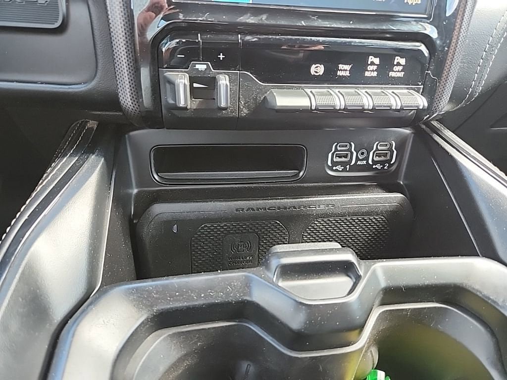 Used 2022 RAM 2500 Limited AWD/4WD image 33