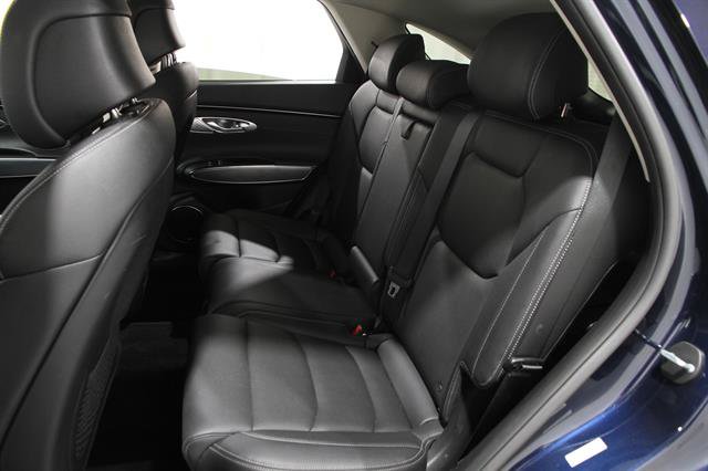 Certified 2022 Genesis GV70 2.5T w/ Select Package AWD/4WD image 19
