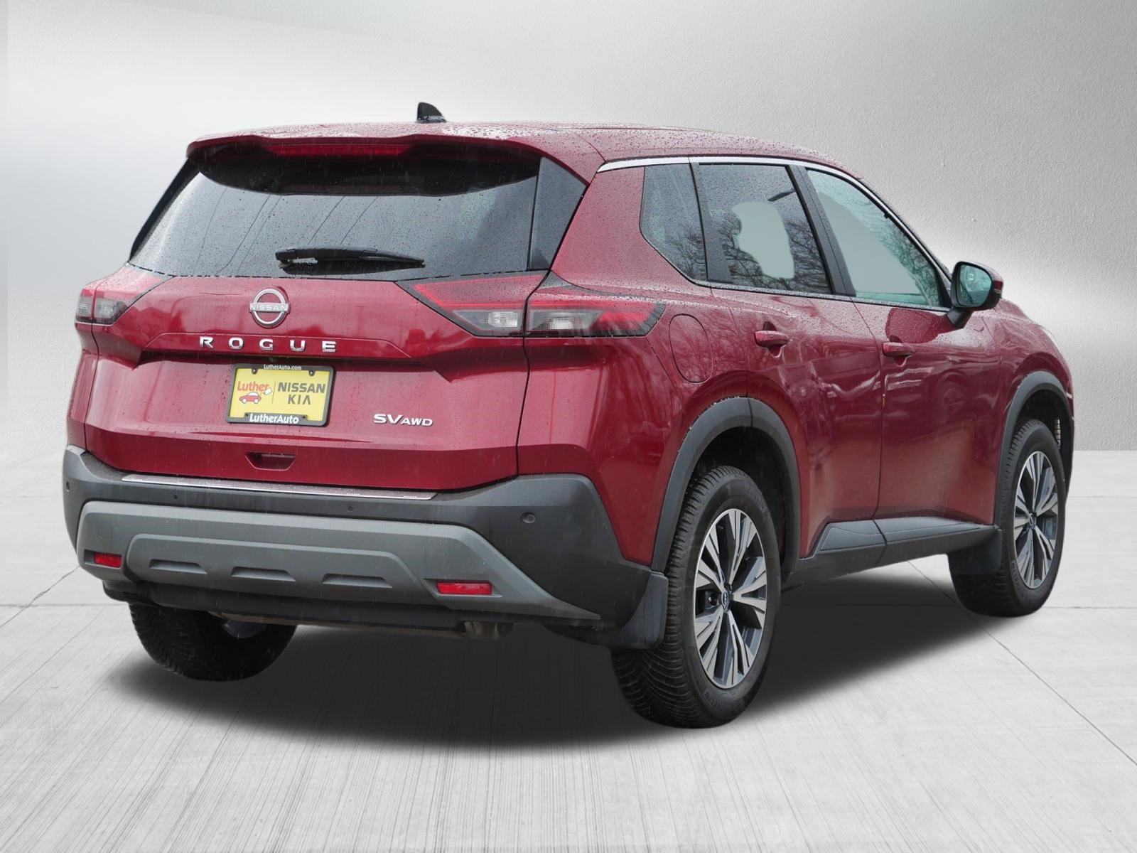 Certified 2022 Nissan Rogue SV image 7