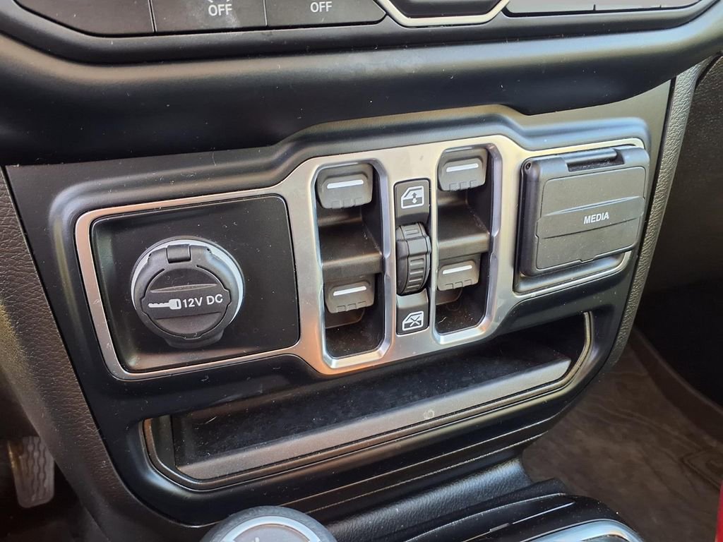 Certified 2023 Jeep Gladiator Sport image 9