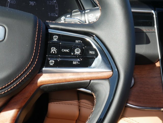 New 2025 Jeep Grand Cherokee Summit image 15