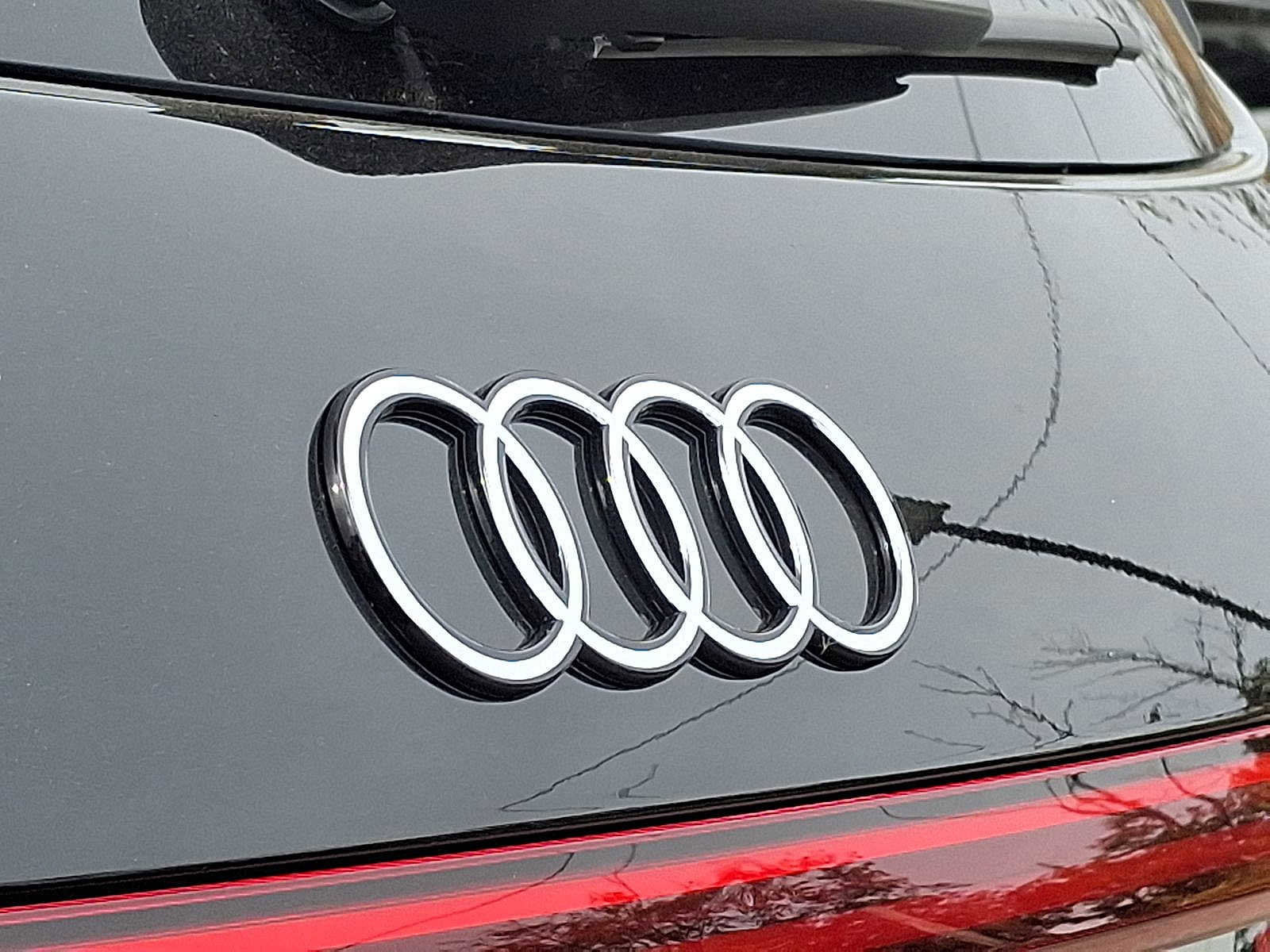 New 2025 Audi Q5 Premium Plus image 17