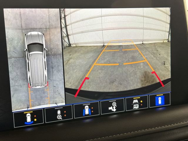 Certified 2024 GMC Yukon SLT w/ SLT Luxury Package image 15