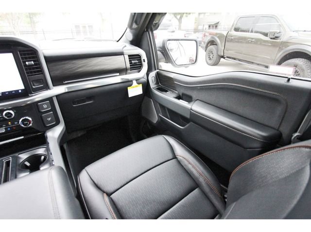 Used 2024 Ford F150 Lariat w/ FX4 Off-Road Package image 4
