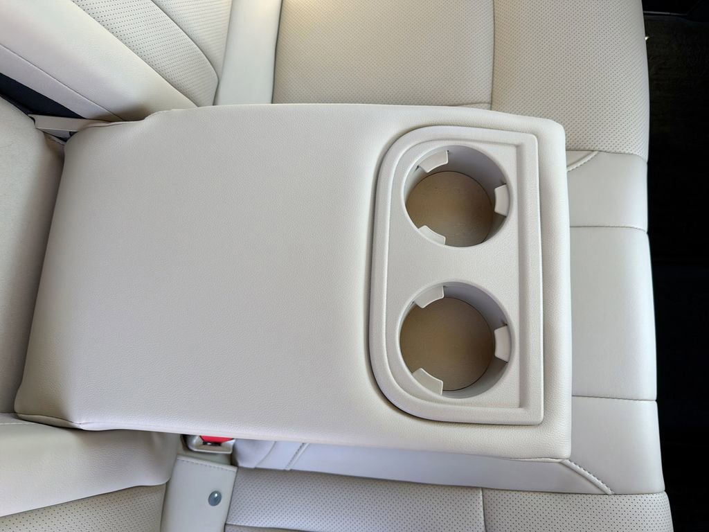 Used 2025 Subaru Outback Limited image 27