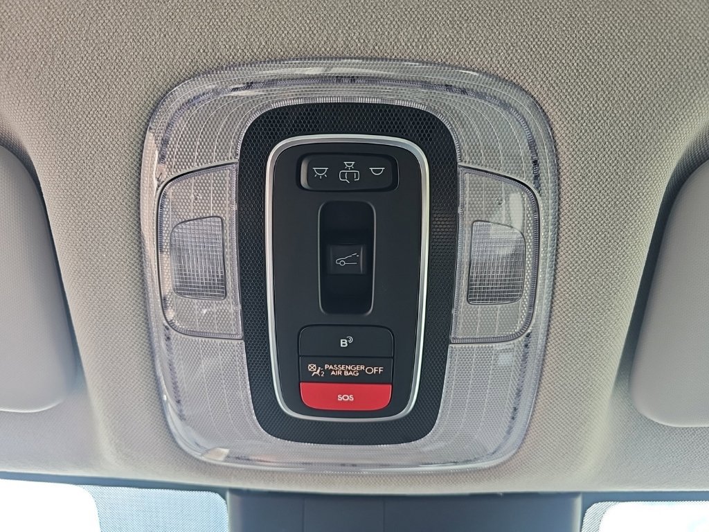 New 2026 Hyundai Elantra Limited FWD image 25
