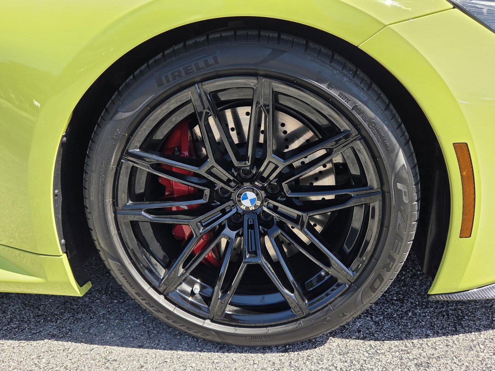 Used 2025 BMW M2 w/ Lighting Package image 9