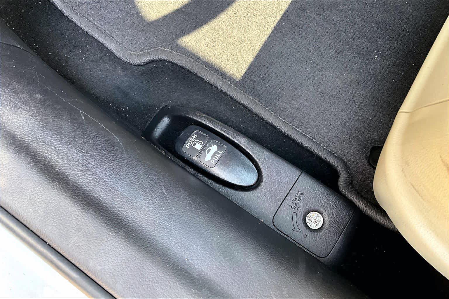Used 2017 Acura ILX FWD image 33