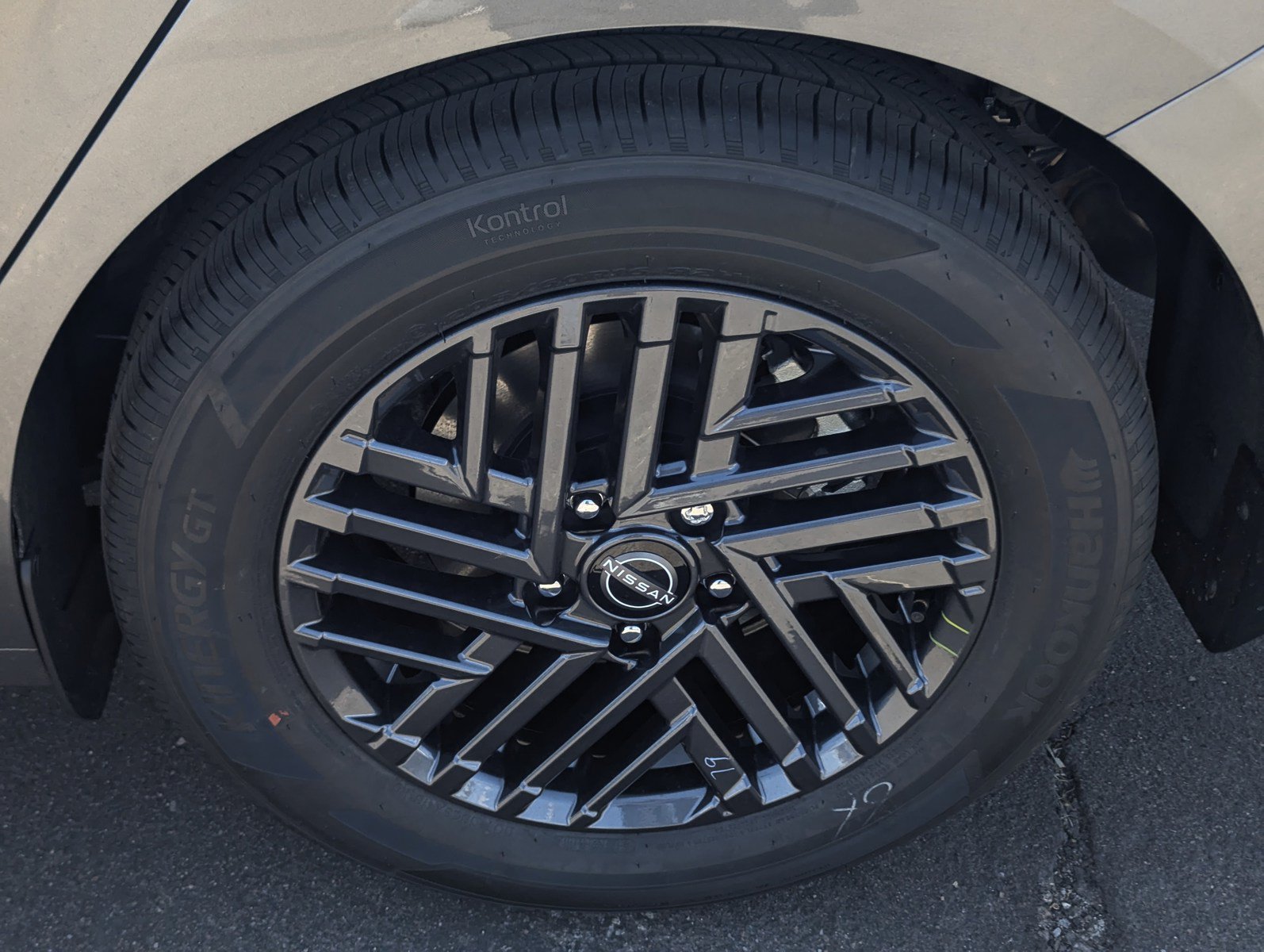 New 2026 Nissan Sentra SV w/ Floor Mat Package FWD image 7