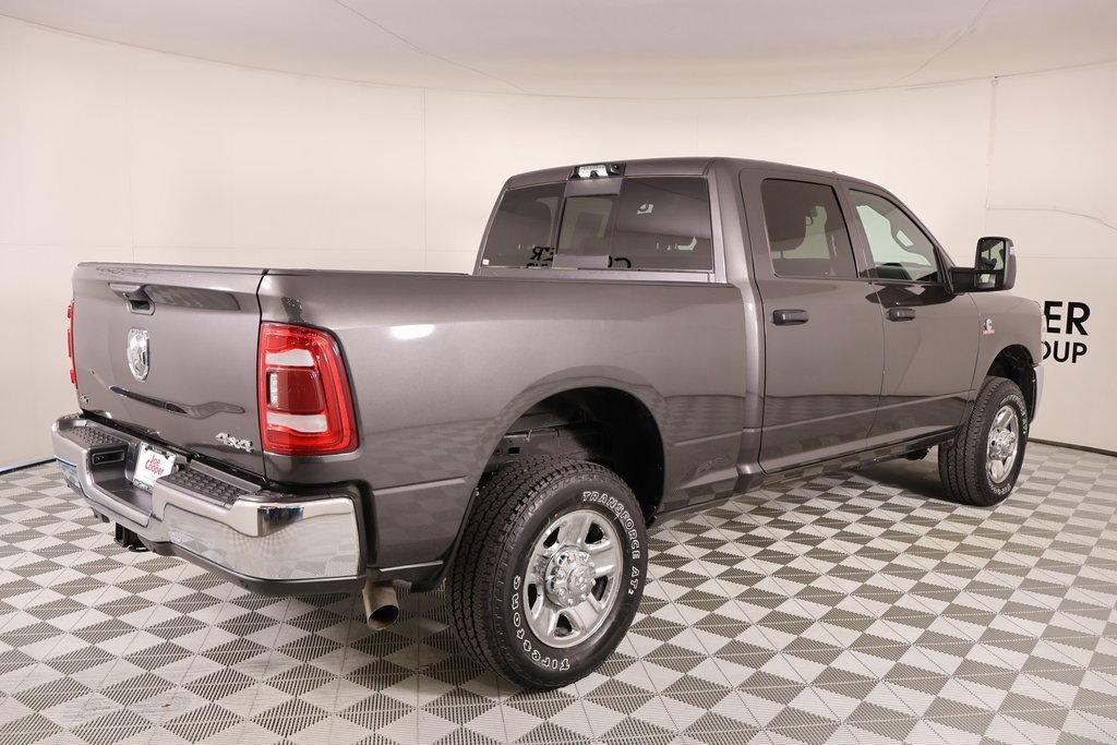 Used 2024 RAM 2500 Tradesman w/ Chrome Appearance Group image 19