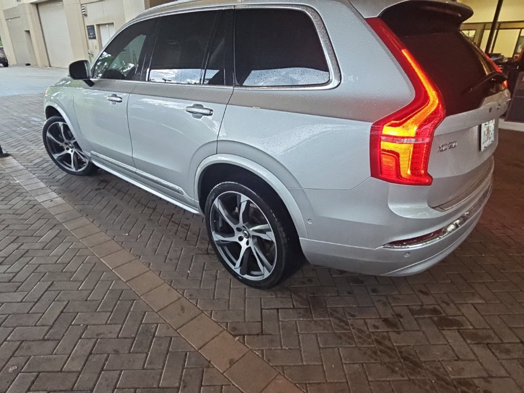 Used 2022 Volvo XC90 T6 Inscription w/ Advanced Package AWD/4WD image 13