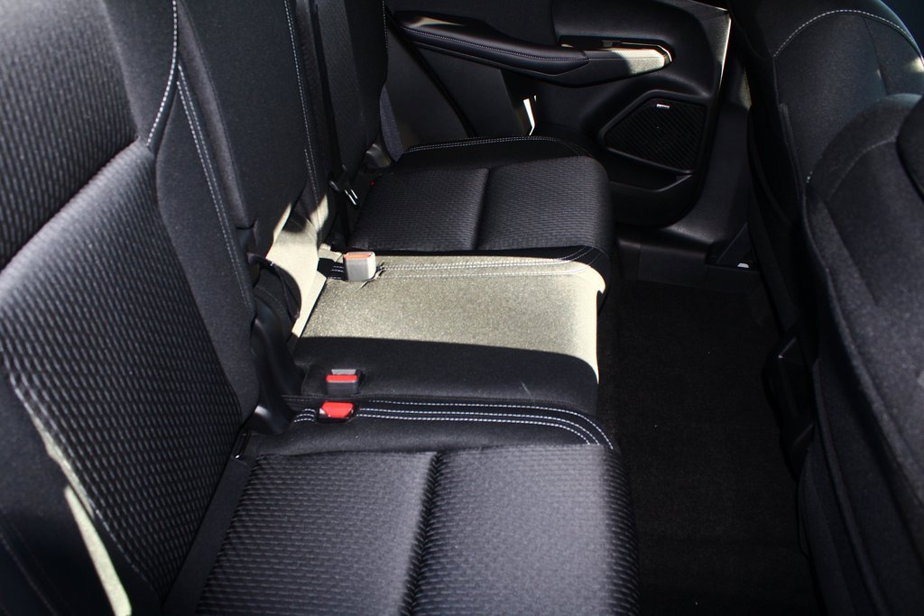 New 2026 Mitsubishi Outlander ES image 7