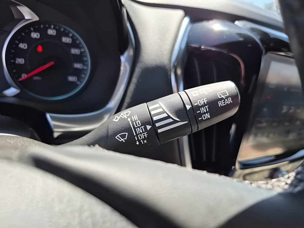 Used 2023 Chevrolet Traverse LT AWD/4WD image 37