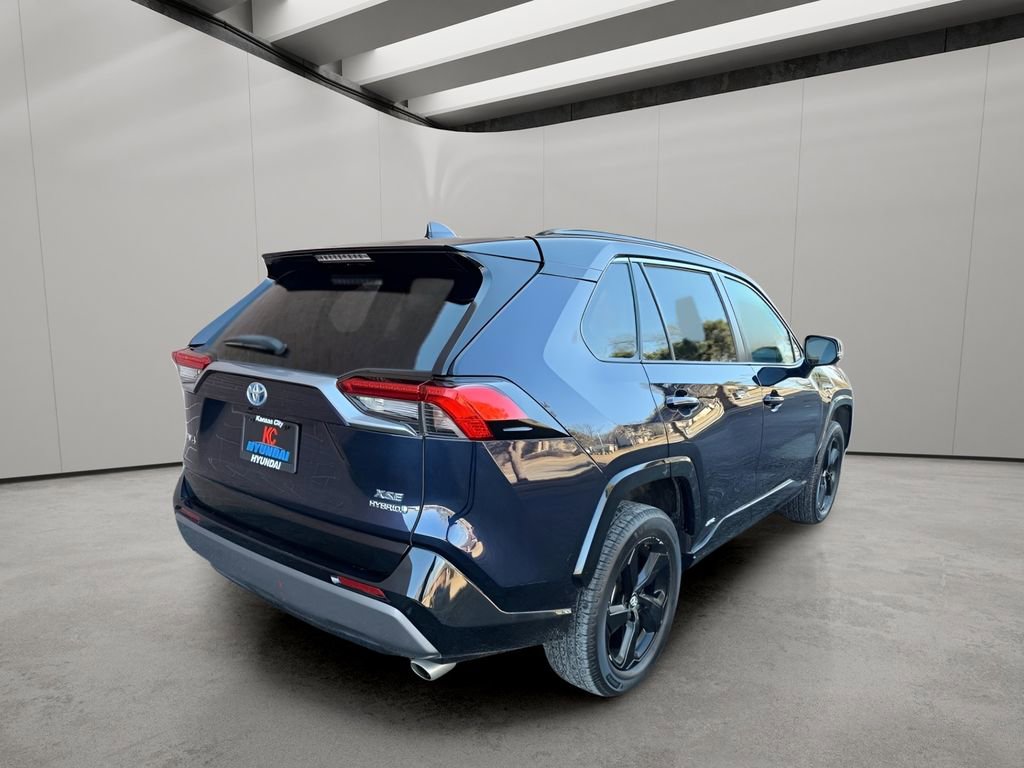 Used 2021 Toyota RAV4 XSE w/ XSE Grade Weather Package image 5