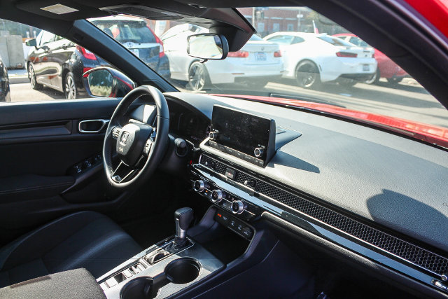 Used 2025 Honda Civic Sport image 21