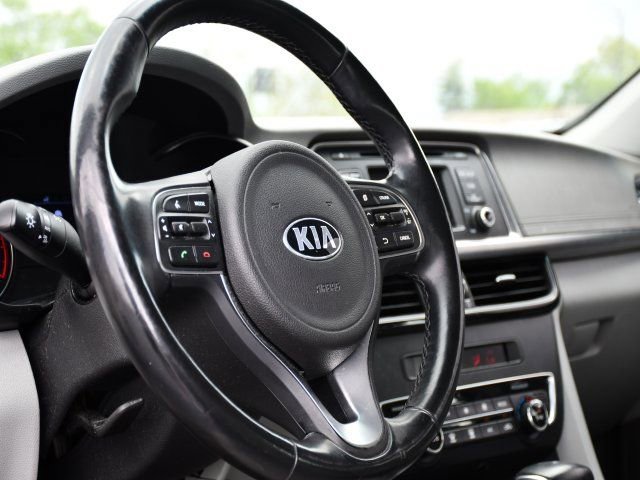 Used 2016 Kia Optima EX image 11