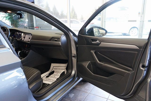 Used 2023 Volkswagen Jetta Sport image 37