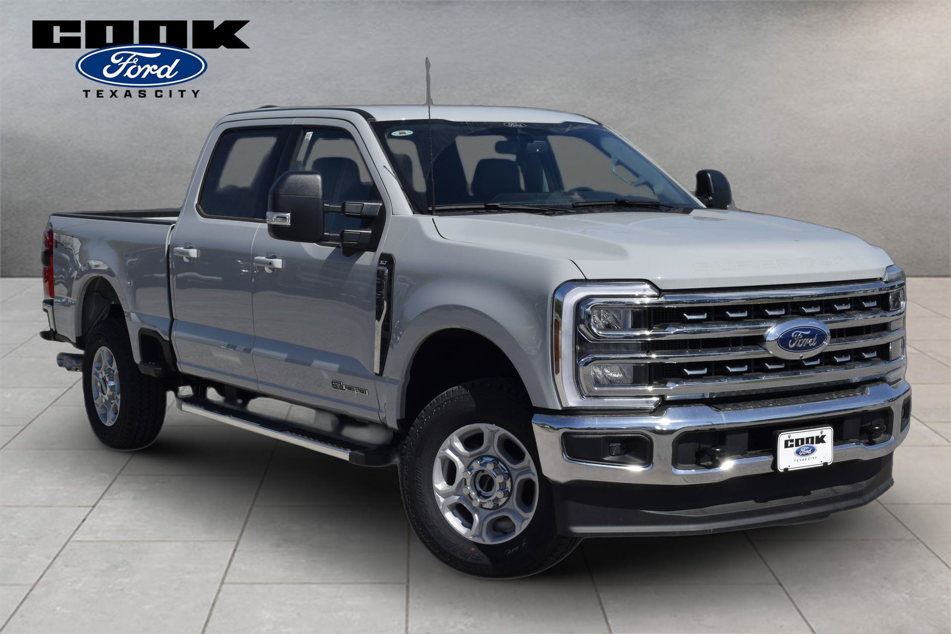 New 2026 Ford F250 XLT w/ XLT Premium Package AWD/4WD image 3