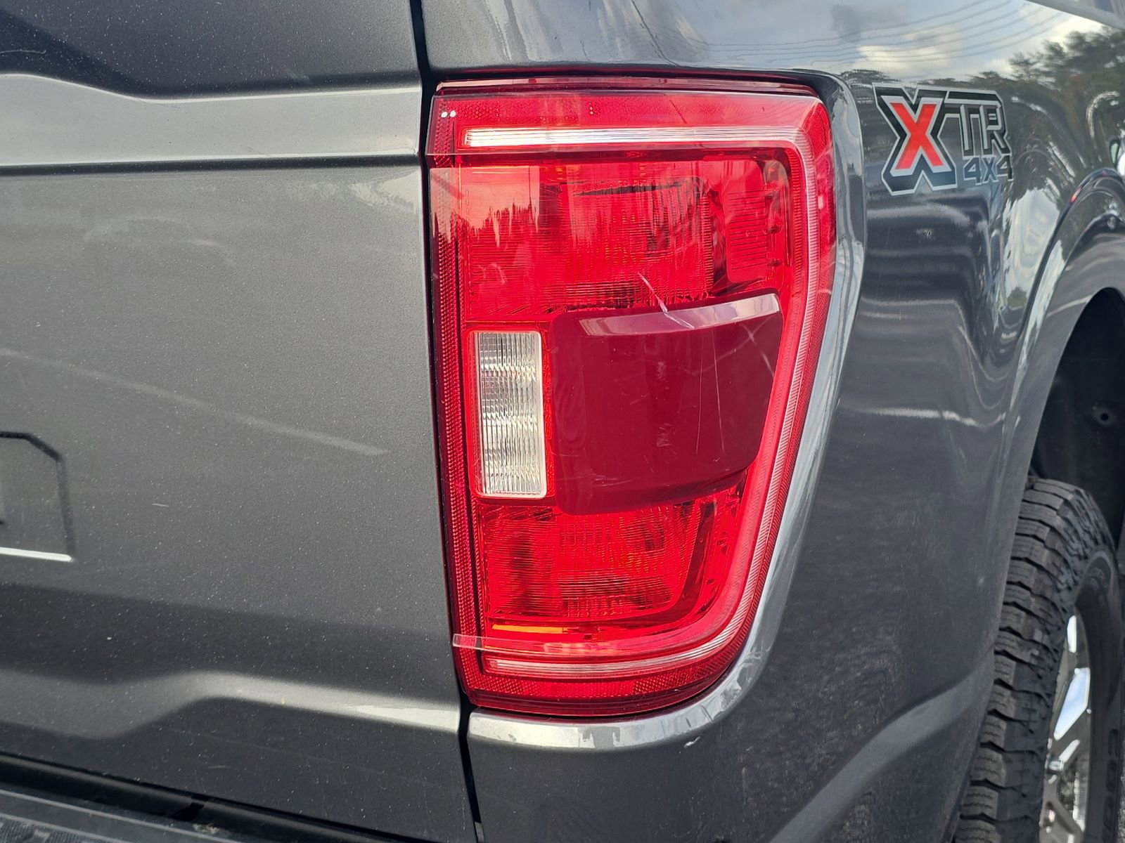 Used 2021 Ford F150 XLT w/ XTR Package image 8