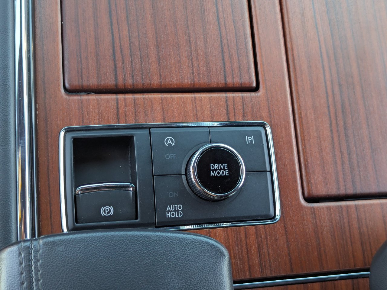 Used 2024 Lincoln Navigator L 4WD image 36