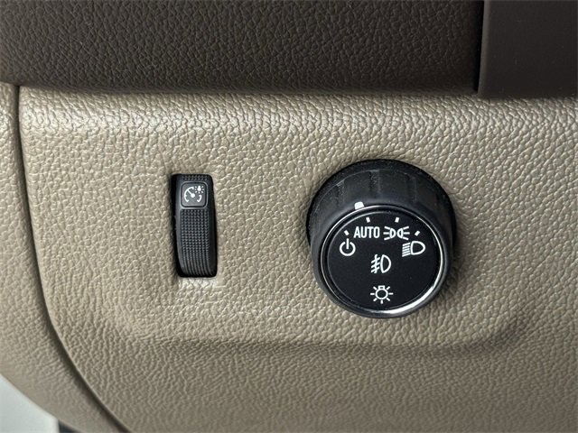 Used 2018 GMC Canyon SLE w/ SLE Convenience Package image 20