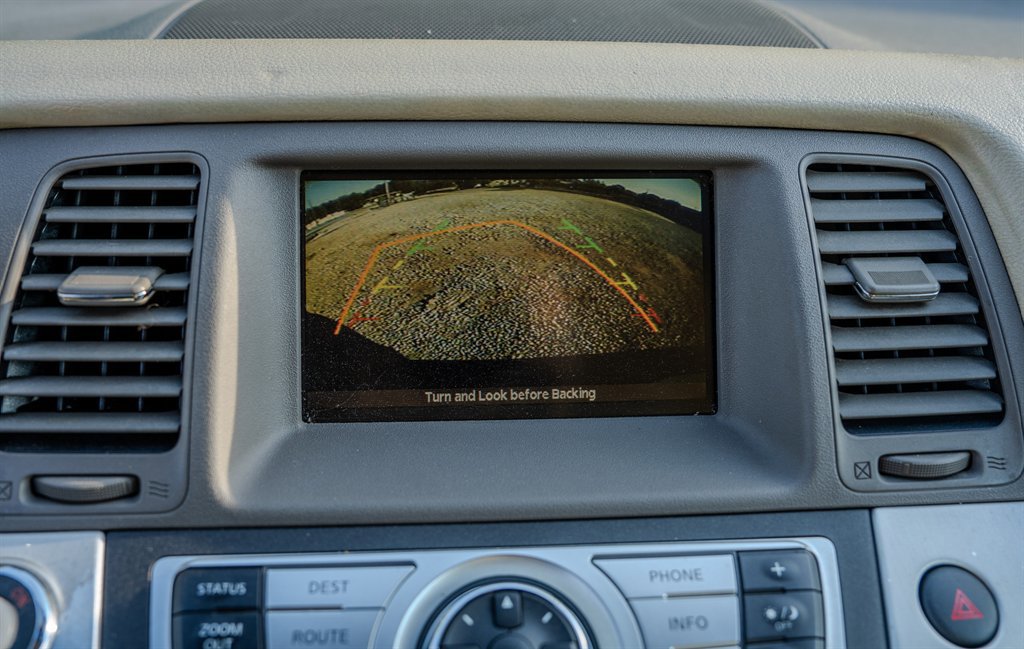 Used 2010 Nissan Murano LE w/ Navigation Pkg FWD image 21