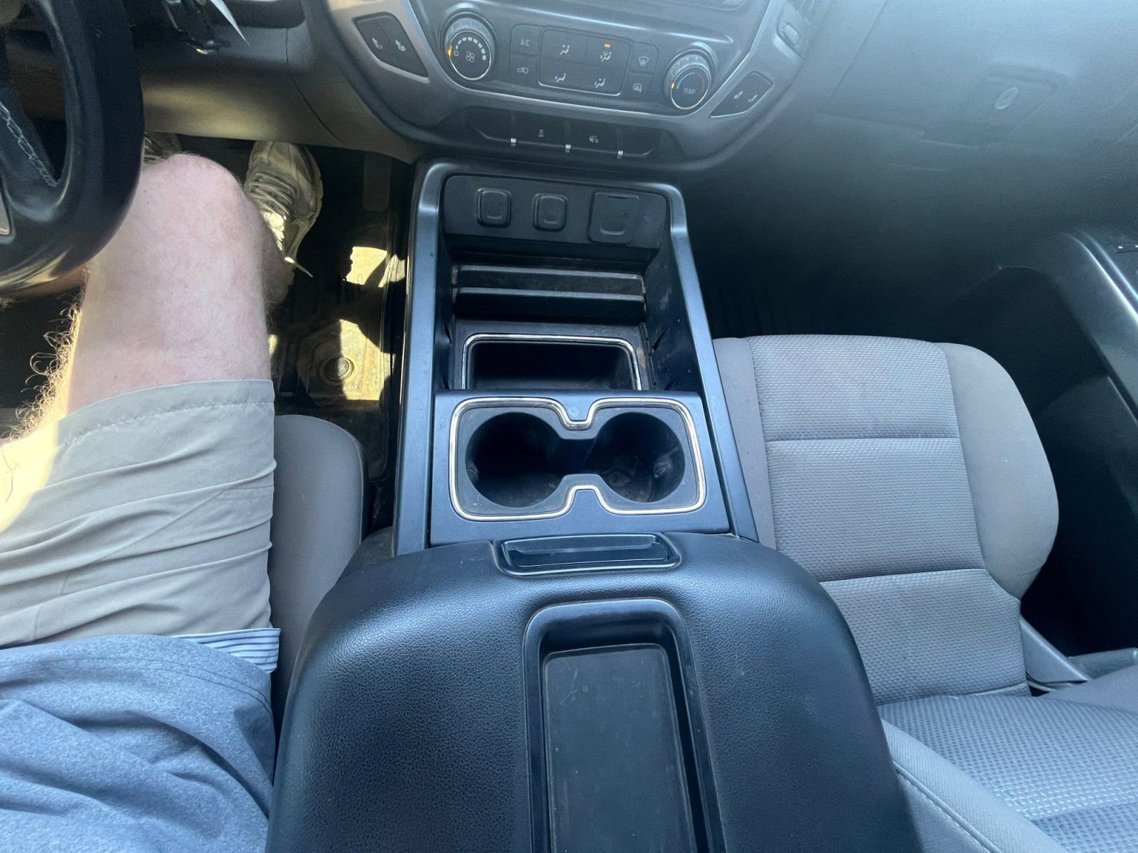 Used 2022 RAM 2500 Big Horn w/ Night Edition image 11