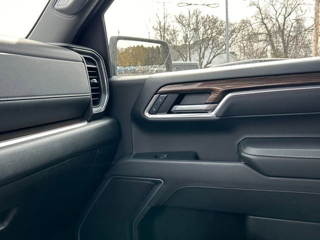 Used 2025 Chevrolet Silverado 1500 LT AWD/4WD image 20