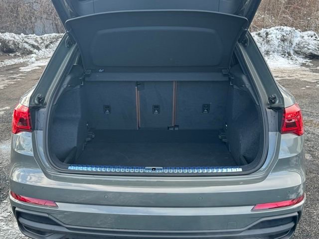 Certified 2025 Audi Q3 2.0T Premium Plus w/ Premium Plus Package image 27