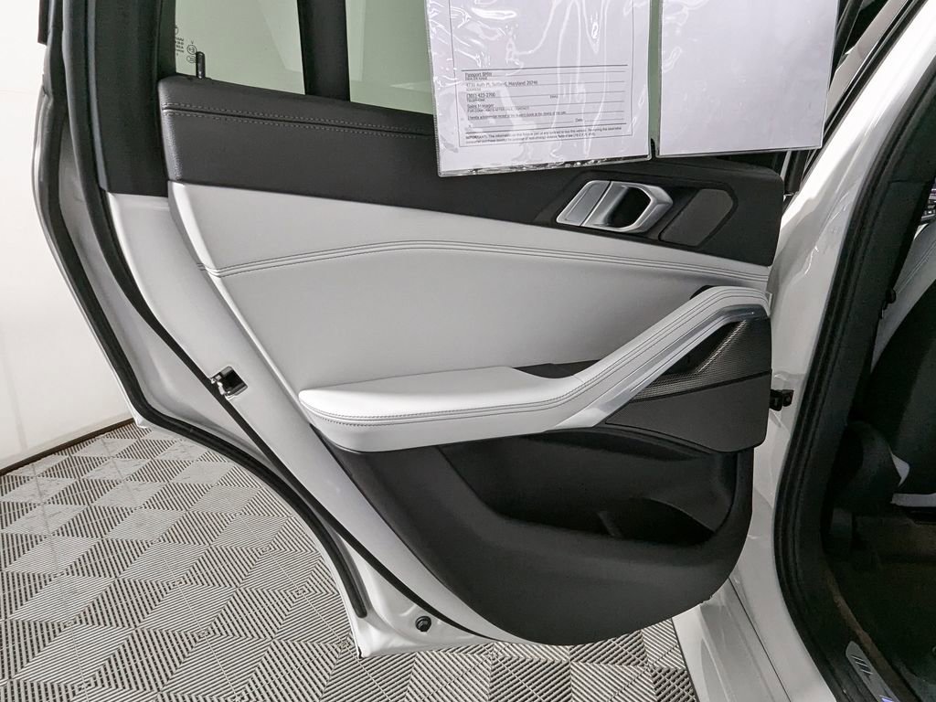 Certified 2023 BMW X6 xDrive40i w/ M Sport Package AWD/4WD image 41