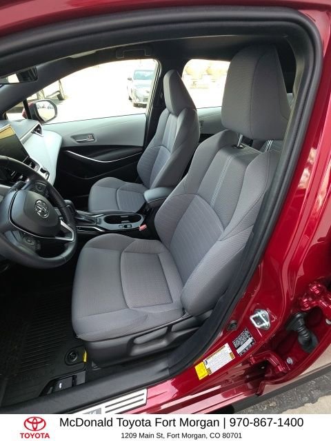 Used 2025 Toyota Corolla SE w/ Convenience Package image 11
