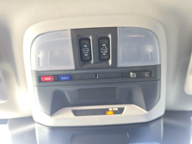 Used 2025 Subaru Crosstrek 2.5i Limited image 17