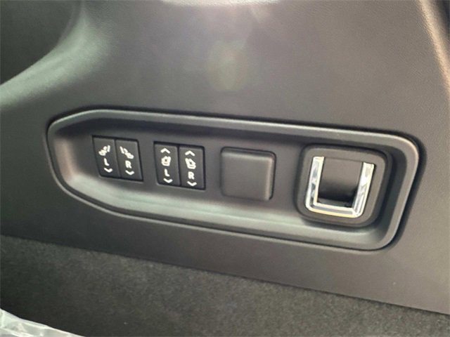 New 2026 Cadillac Vistiq Luxury w/ LPO, Floor Liner Package image 8