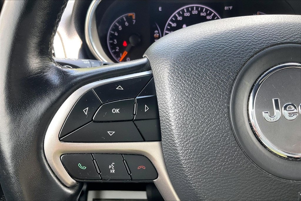 Used 2021 Jeep Grand Cherokee Limited AWD/4WD image 18