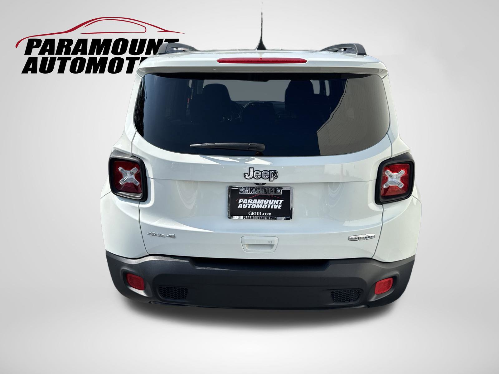 Used 2018 Jeep Renegade Latitude AWD/4WD image 6
