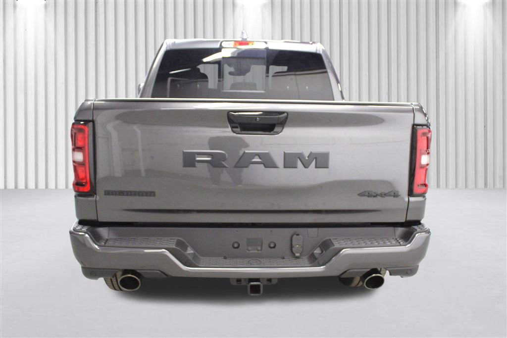 New 2026 RAM 1500 4x4 Crew Cab image 4