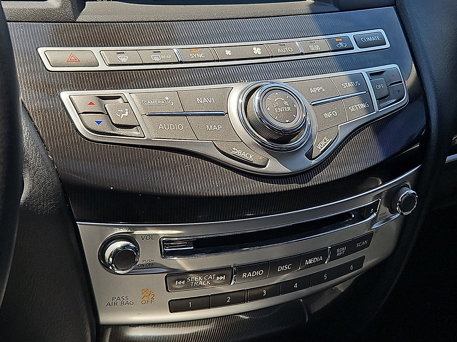 Used 2020 INFINITI QX60 Luxe w/ Essential Package AWD/4WD image 16