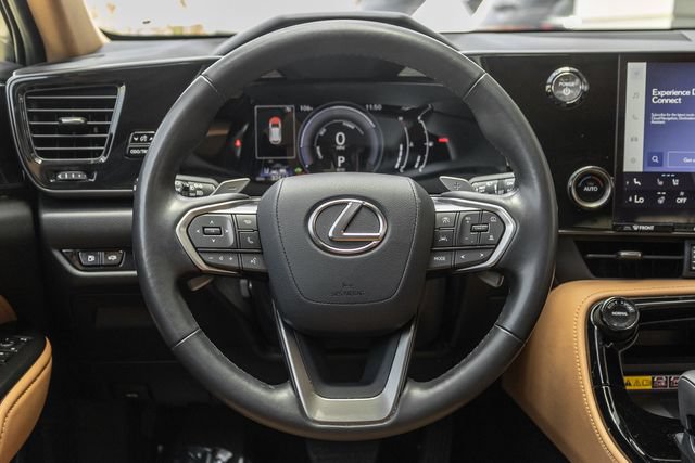 Used 2024 Lexus NX 350h AWD image 9