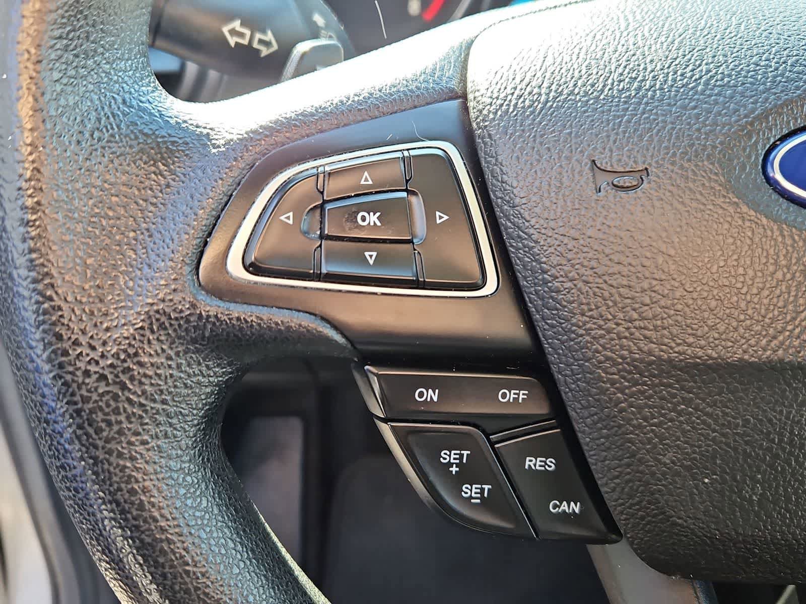 Used 2017 Ford Escape SE w/ Equipment Group 201A AWD/4WD image 23