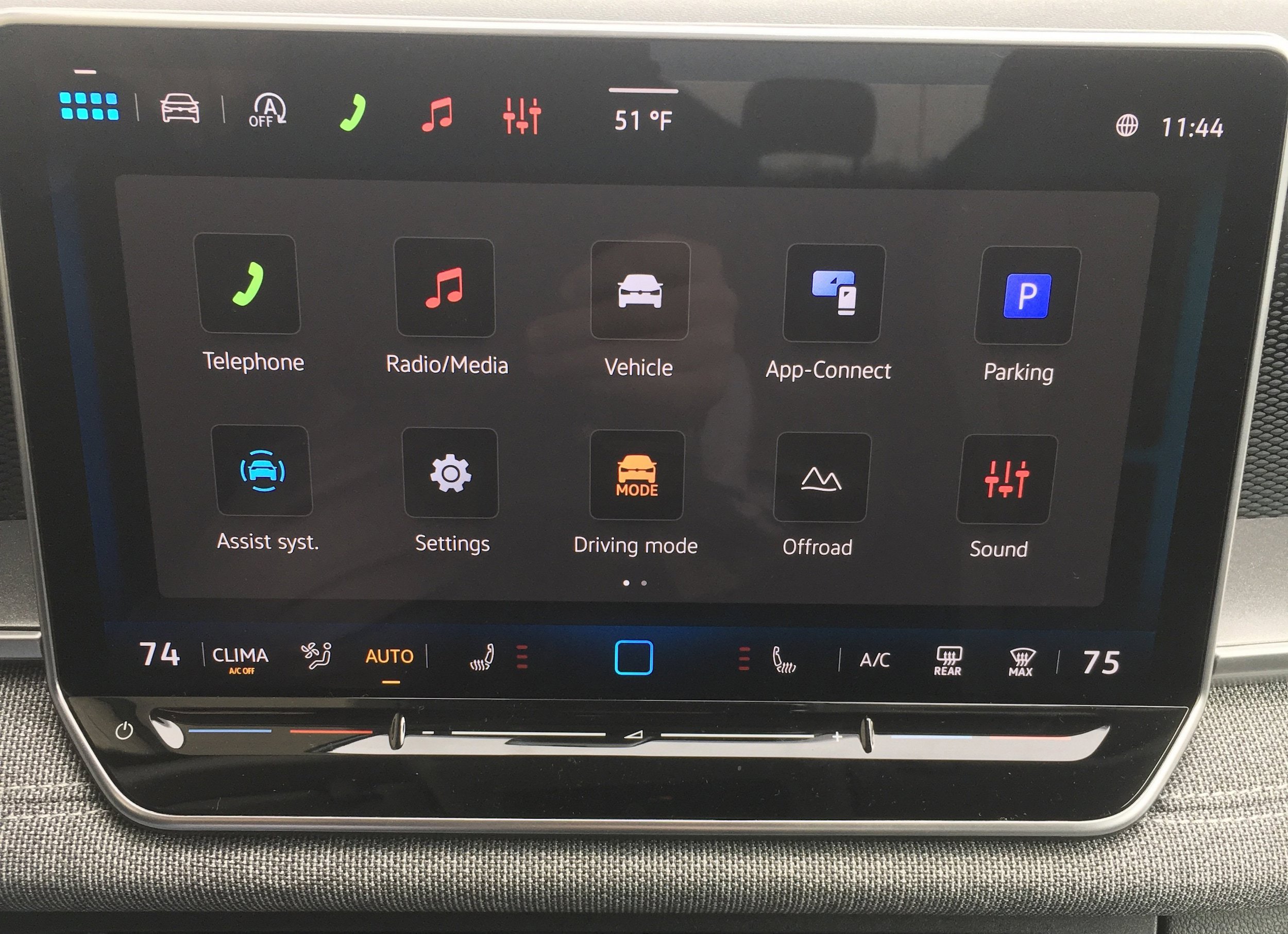 New 2026 Volkswagen Tiguan S AWD/4WD image 14