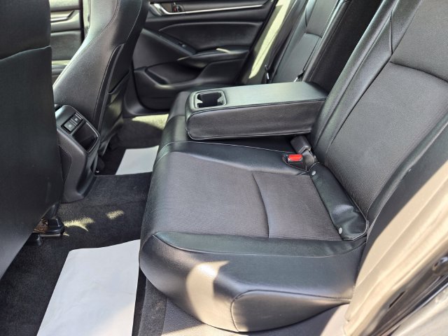 Used 2022 Honda Accord Sport image 10