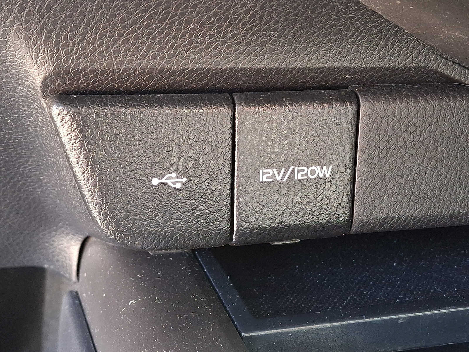 Used 2023 Toyota Camry SE w/ Convenience Package FWD image 25