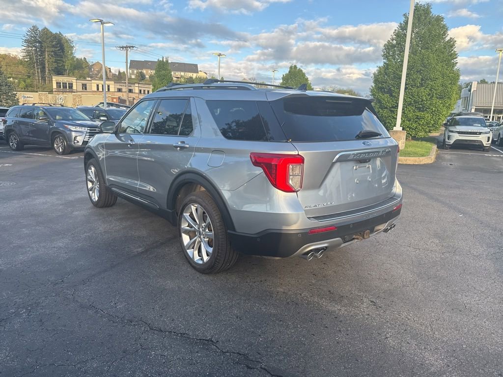 Used 2021 Ford Explorer Platinum w/ Equipment Group 601A AWD/4WD image 3