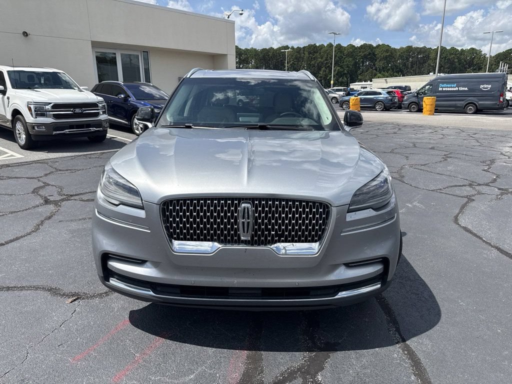 Certified 2023 Lincoln Aviator 2WD w/ Premium Package image 5