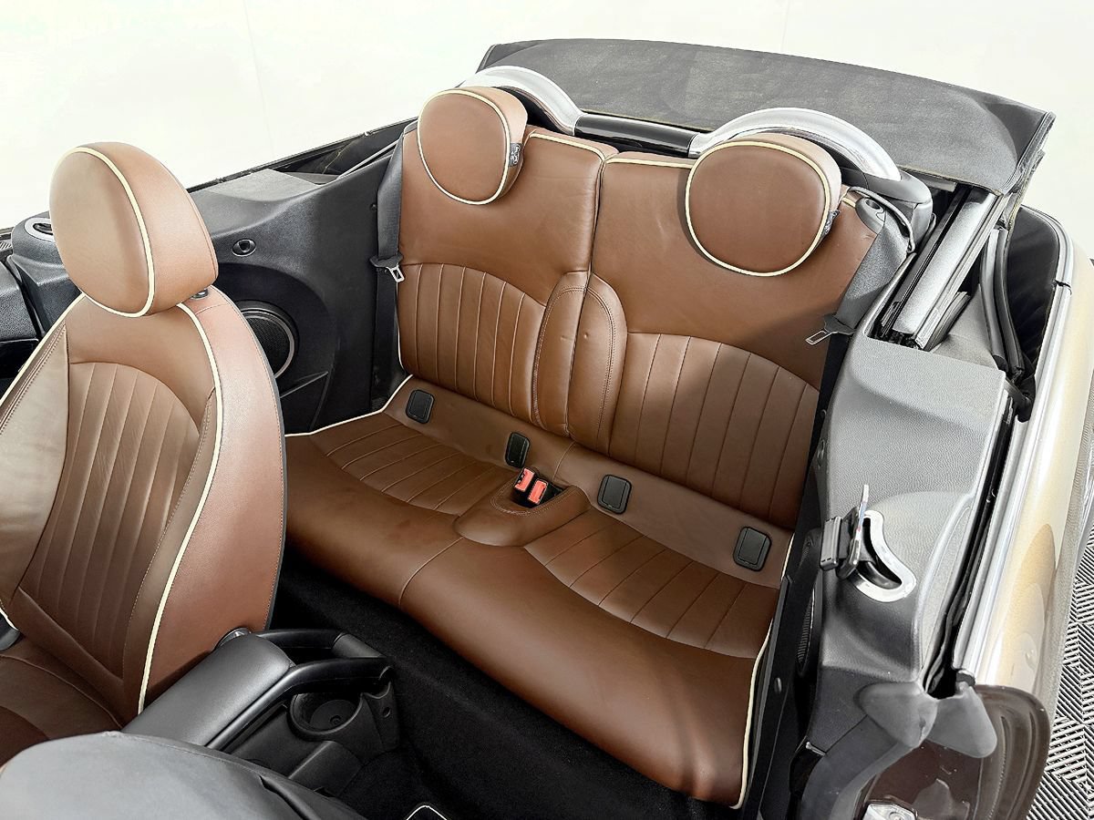 Used 2012 MINI Cooper Convertible FWD image 38