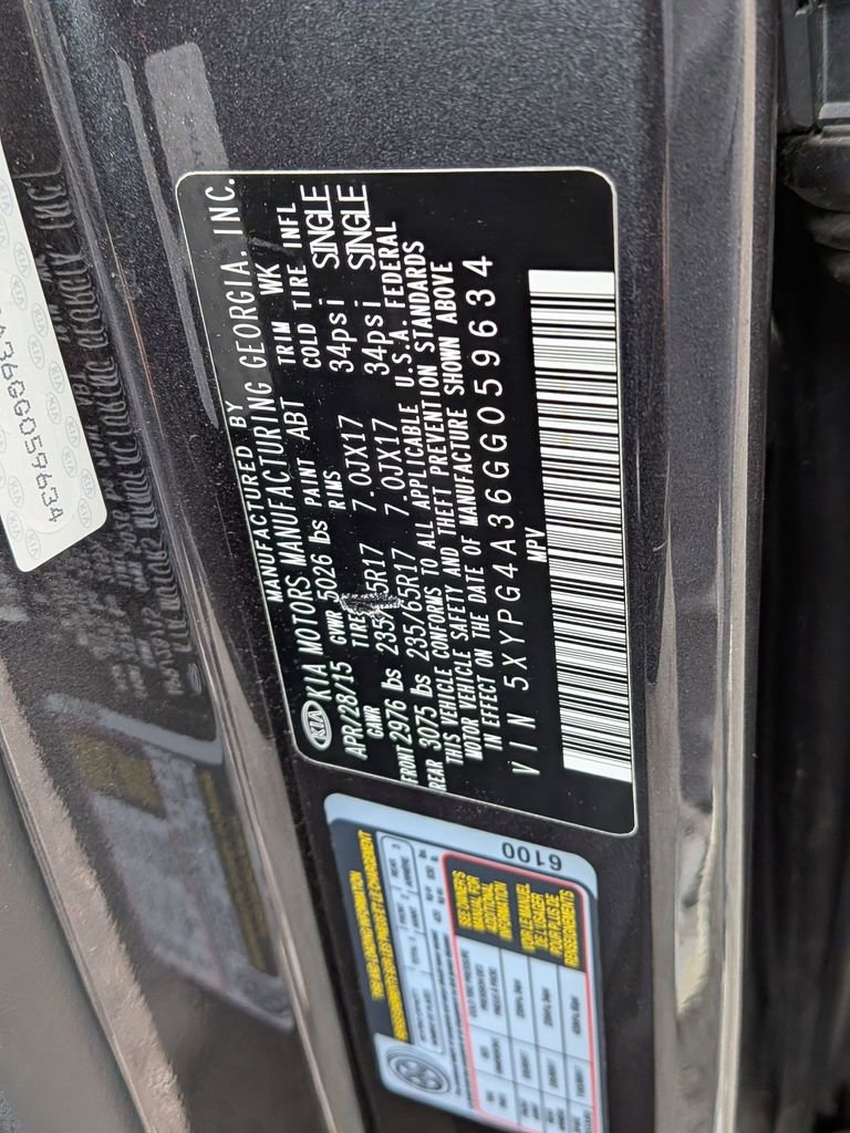 Used 2016 Kia Sorento LX w/ LX Convenience Package image 10