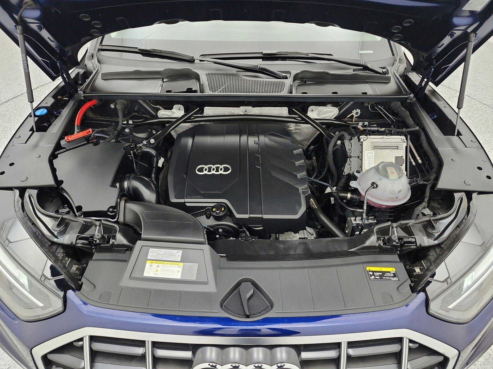 Used 2023 Audi Q5 2.0T Premium w/ Convenience Package AWD/4WD image 16