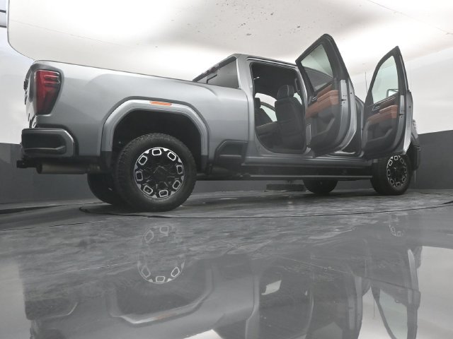 Used 2025 GMC Sierra 3500 Denali Ultimate AWD/4WD image 64