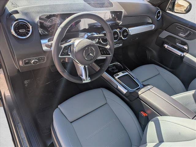 New 2026 Mercedes-Benz GLB 250 image 3