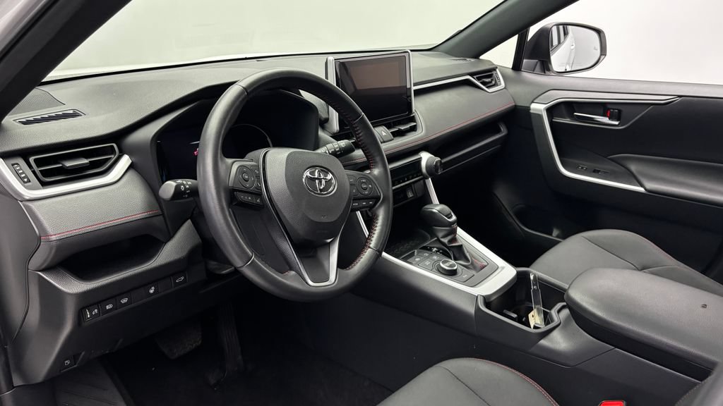 Used 2023 Toyota RAV4 SE w/ Weather & Moonroof Package AWD/4WD image 17